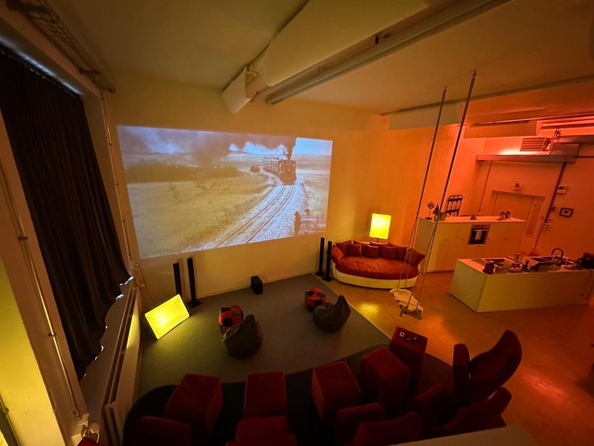 Loft With Home Cinema Triesenberg Luaran gambar